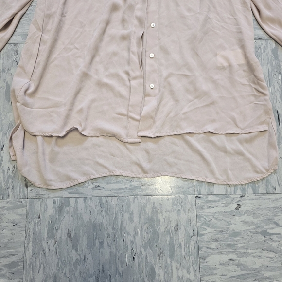 H&M Long Sleeve Hi-lo Button Down Lightweight Blouse Size 6‎ Beige - Picture 3 of 6